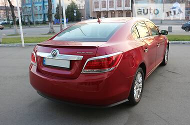 Седан Buick LaCrosse 2012 в 