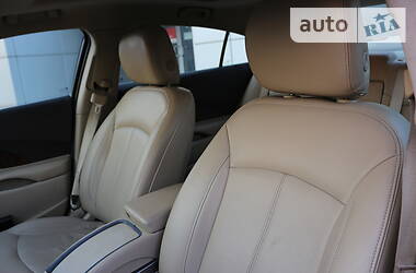 Седан Buick LaCrosse 2012 в 