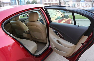 Седан Buick LaCrosse 2012 в 