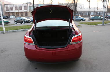 Седан Buick LaCrosse 2012 в 