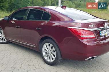 Седан Buick LaCrosse 2015 в Городку