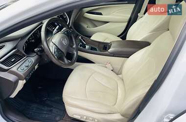 Седан Buick LaCrosse 2018 в 