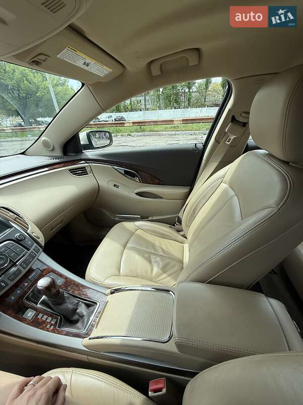 Седан Buick LaCrosse 2012 в Киеве