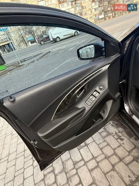 Седан Buick LaCrosse 2015 в Киеве