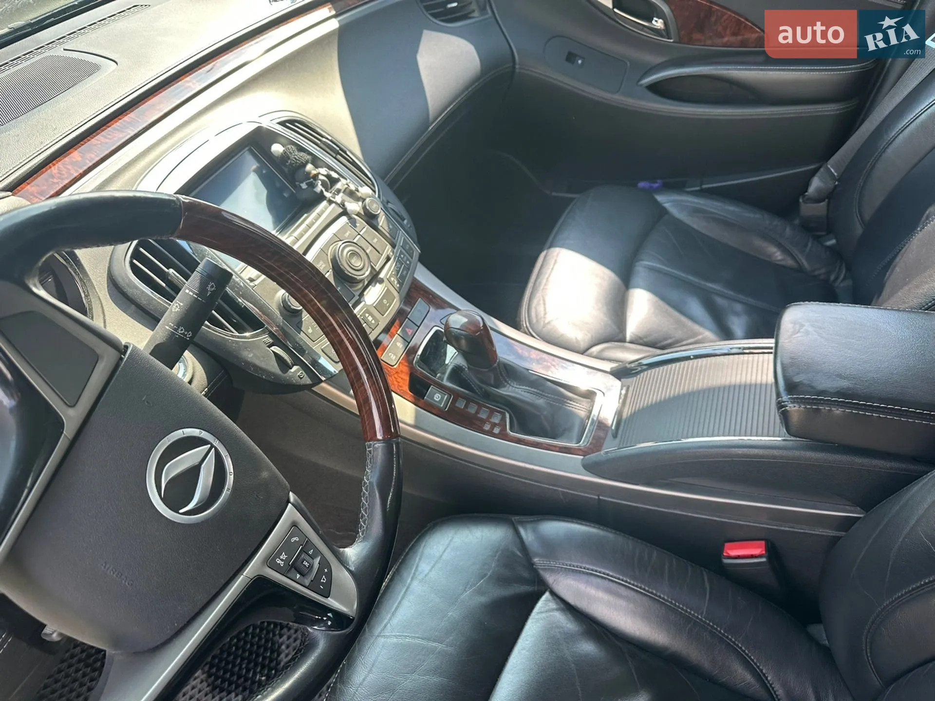 2011 Buick LaCrosse - мініатюра 36