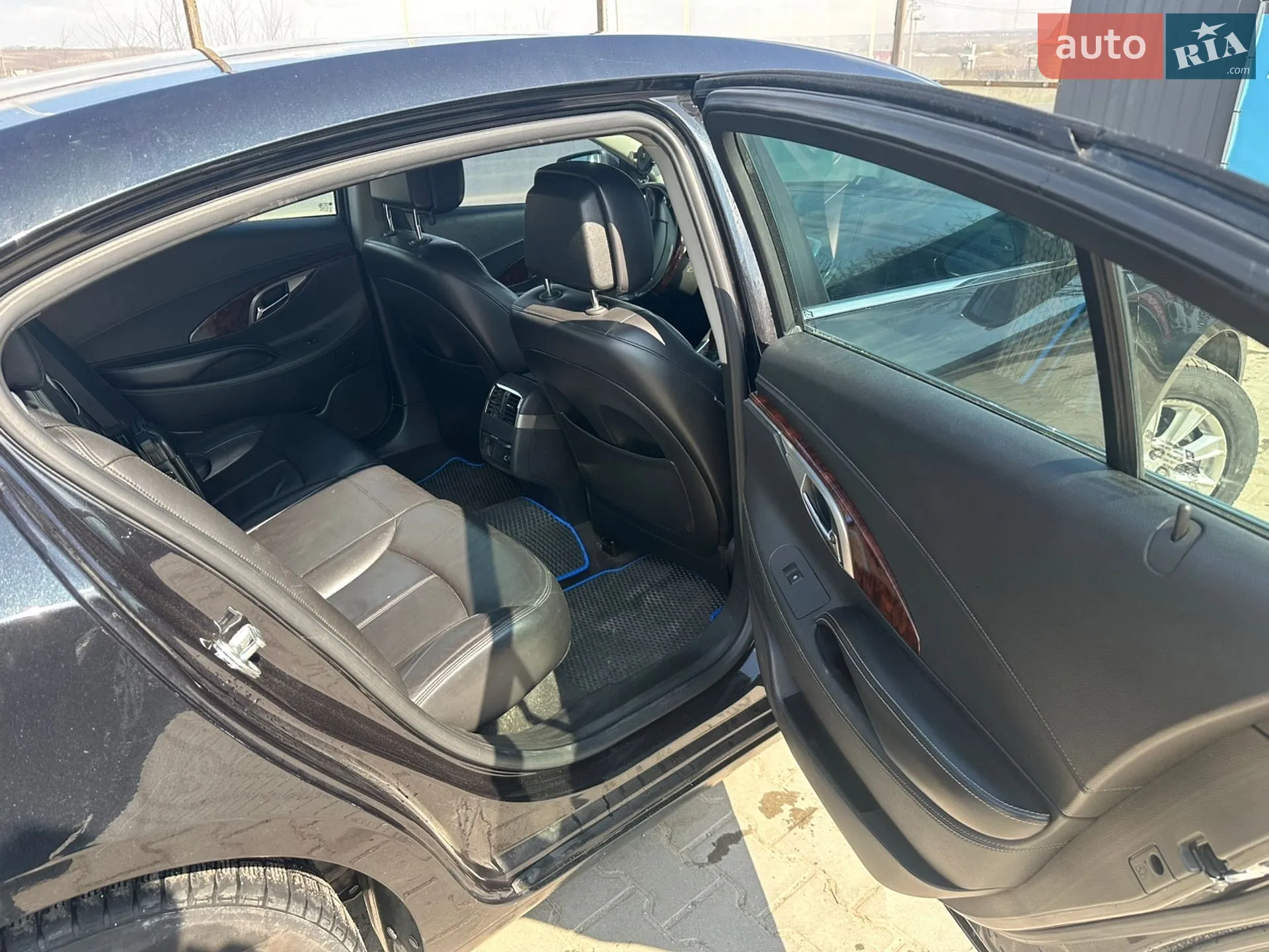 2011 Buick LaCrosse - мініатюра 43