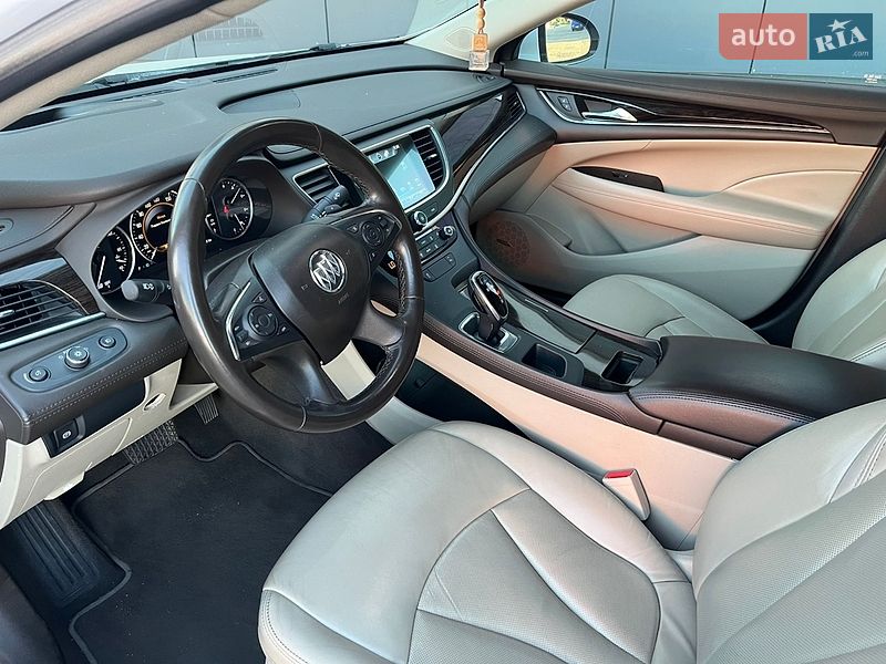 Седан Buick LaCrosse 2016 в Киеве