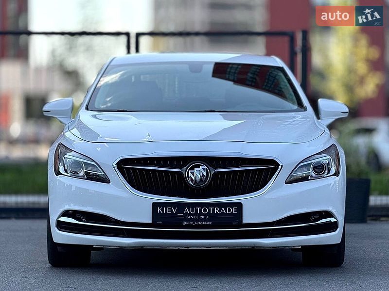 Седан Buick LaCrosse 2017 в Киеве