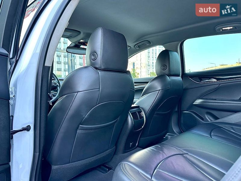 Седан Buick LaCrosse 2017 в Киеве