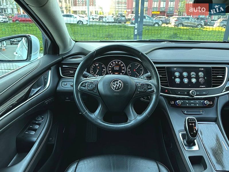 Седан Buick LaCrosse 2017 в Киеве