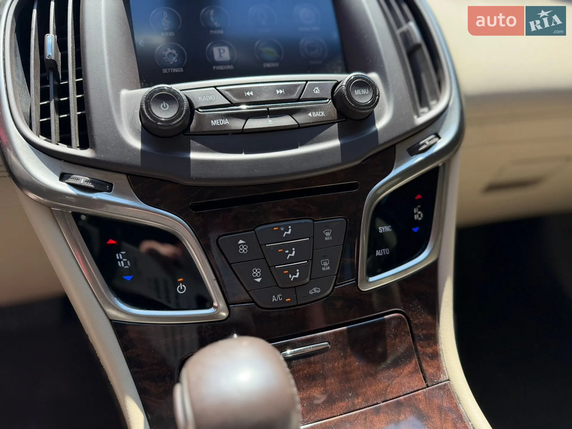 2014 Buick LaCrosse - мініатюра 12