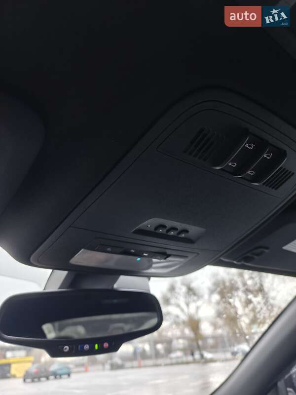 Седан Buick Regal GS 2016 в Киеве фото 32 Седан Buick Regal GS 2016 в Киеве