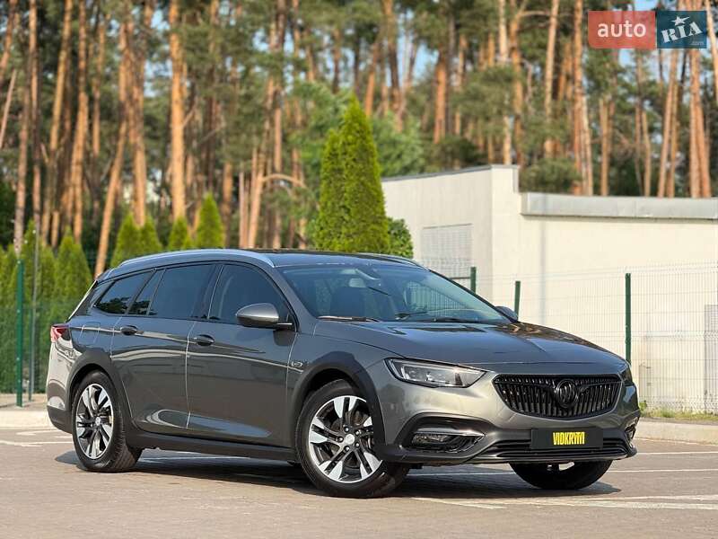 Универсал Buick Regal TourX 2018 в Киеве