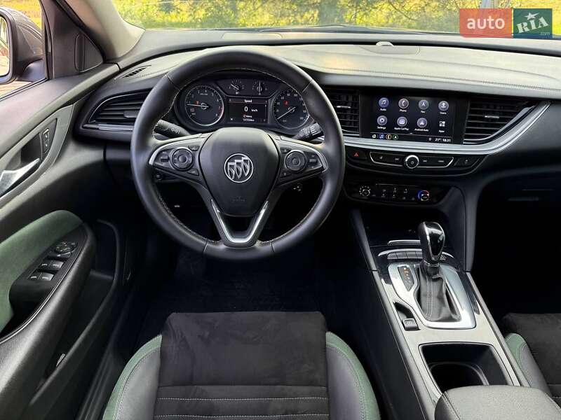Универсал Buick Regal TourX 2018 в Киеве