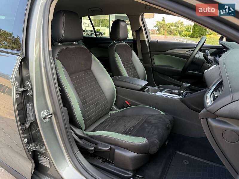 Универсал Buick Regal TourX 2018 в Киеве