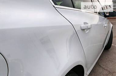 Седан Buick Regal 2015 в 