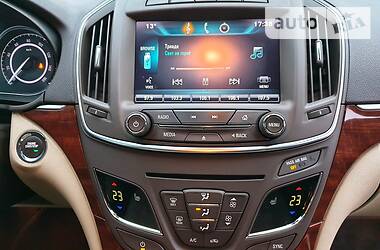 Седан Buick Regal 2015 в 