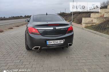 Седан Buick Regal 2012 в Татарбунарах