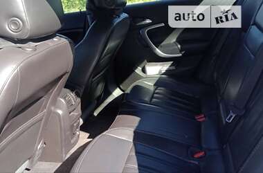 Седан Buick Regal 2013 в Ромнах