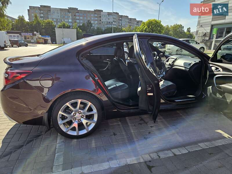 Седан Buick Regal 2016 в Киеве