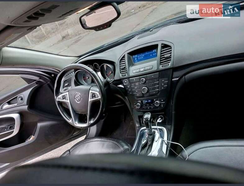 Седан Buick Regal 2012 в Чернигове