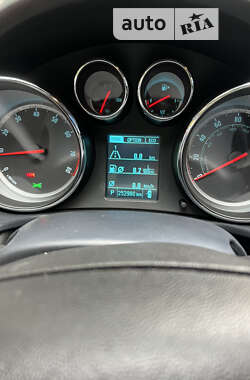 Седан Buick Regal 2013 в 
