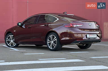 Седан Buick Regal 2018 в 