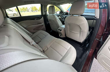 Седан Buick Regal 2018 в 