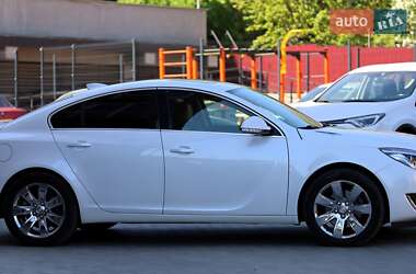 Седан Buick Regal 2015 в 