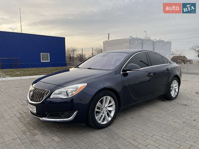Седан Buick Regal 2015 в 