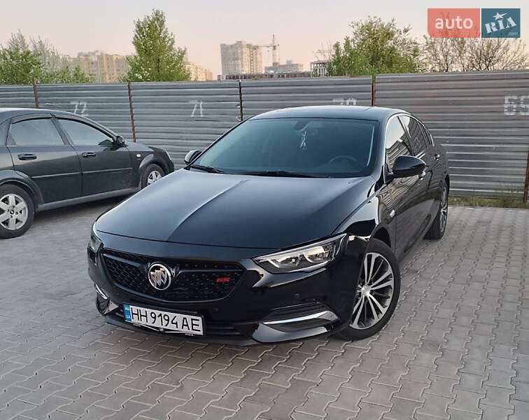 Buick Regal 2018