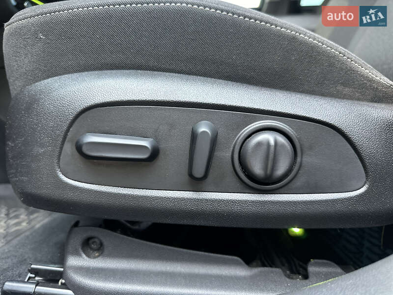 Седан Buick Regal 2018 в Киеве