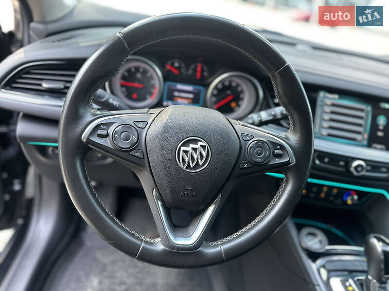 Седан Buick Regal 2018 в Киеве