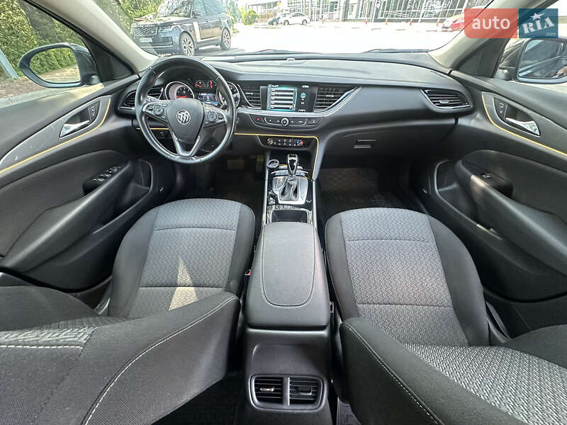 Седан Buick Regal 2018 в Киеве