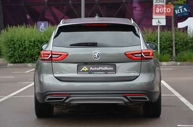 Универсал Buick Regal 2018 в 