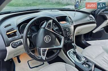 Седан Buick Regal 2010 в 