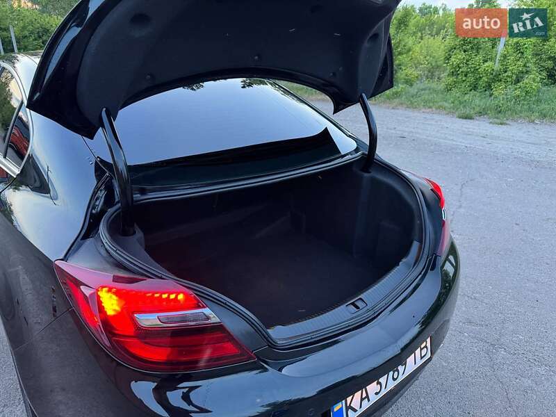 Седан Buick Regal 2016 в Киеве