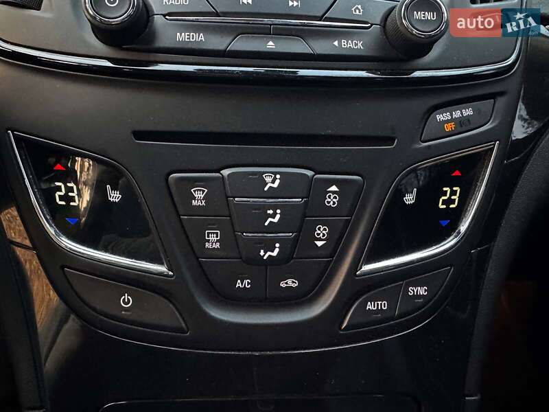 Седан Buick Regal 2016 в Киеве фото 20 Седан Buick Regal 2016 в Киеве