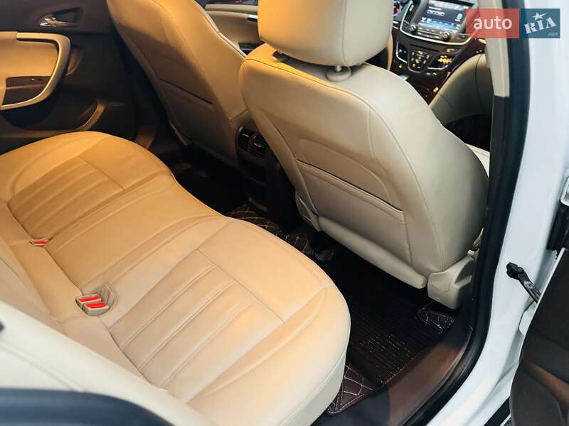 Седан Buick Regal 2016 в Белогородке