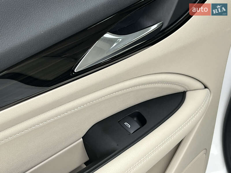 Седан Buick Regal 2018 в Києві