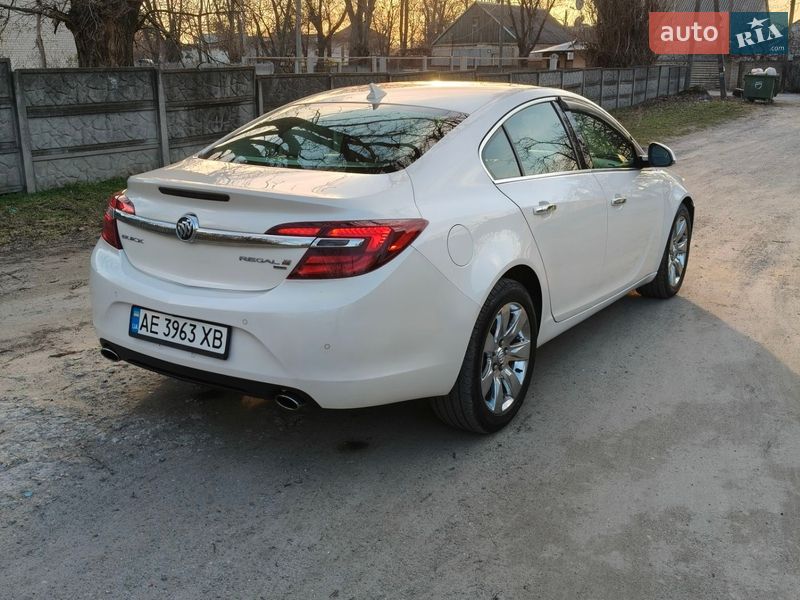 Седан Buick Regal 2013 в Дніпрі
