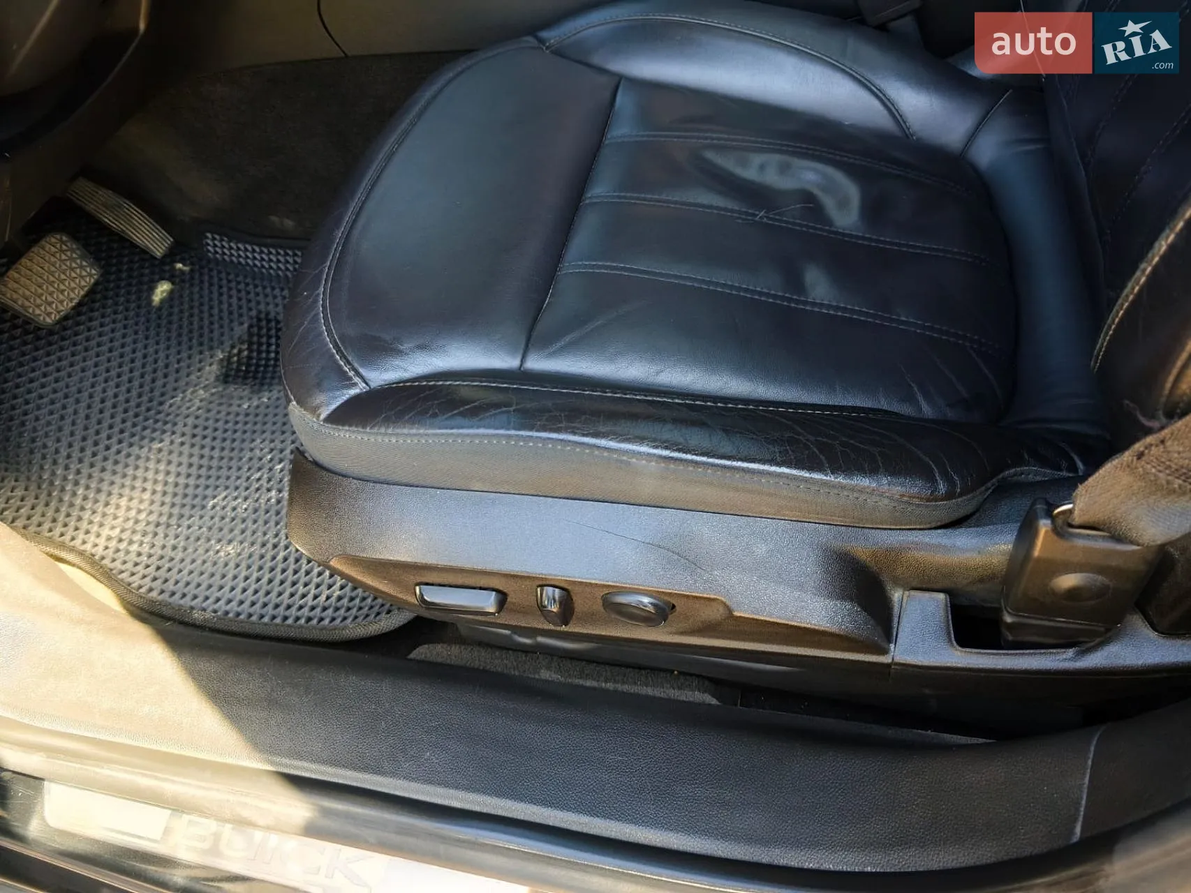 2012 Buick Regal - мініатюра 24
