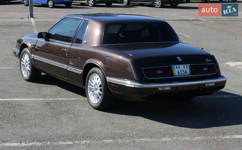 Купе Buick Riviera 1989 в Києві