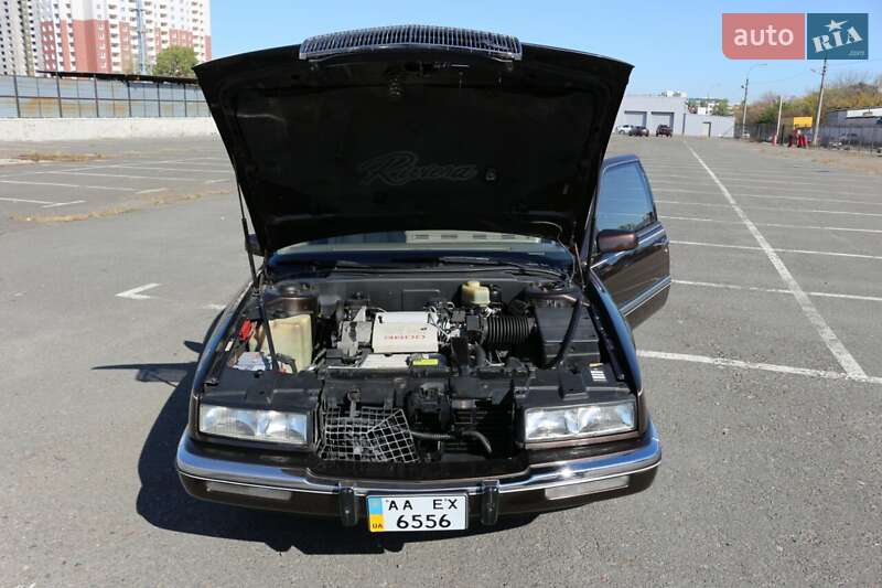 Купе Buick Riviera 1989 в Києві