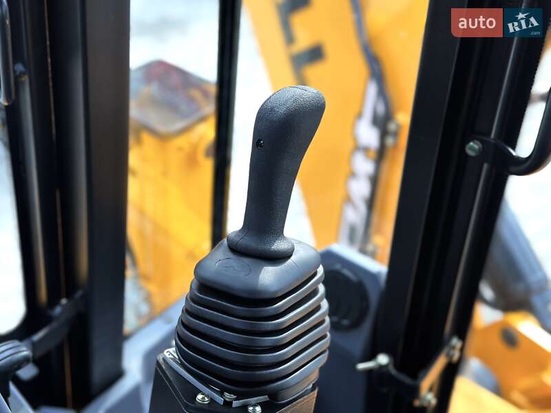 Экскаватор погрузчик Bull HD 100 2024 в Ровно