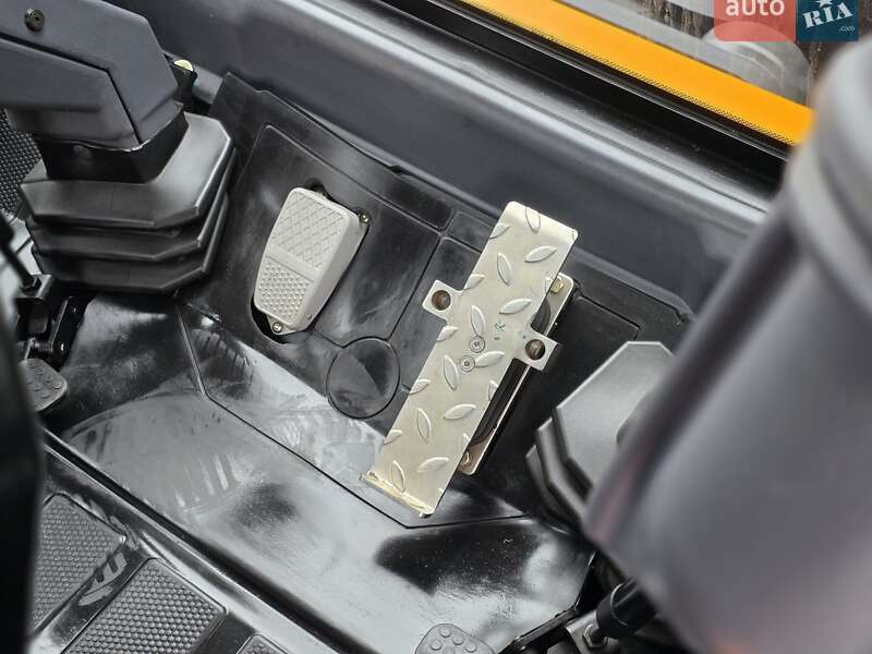 Екскаватор навантажувач Bull HD 100 2025 в Рівному