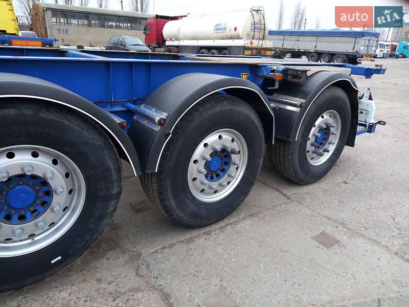 Контейнеровоз напівпричіп Burg Burg 2002 в Одесі