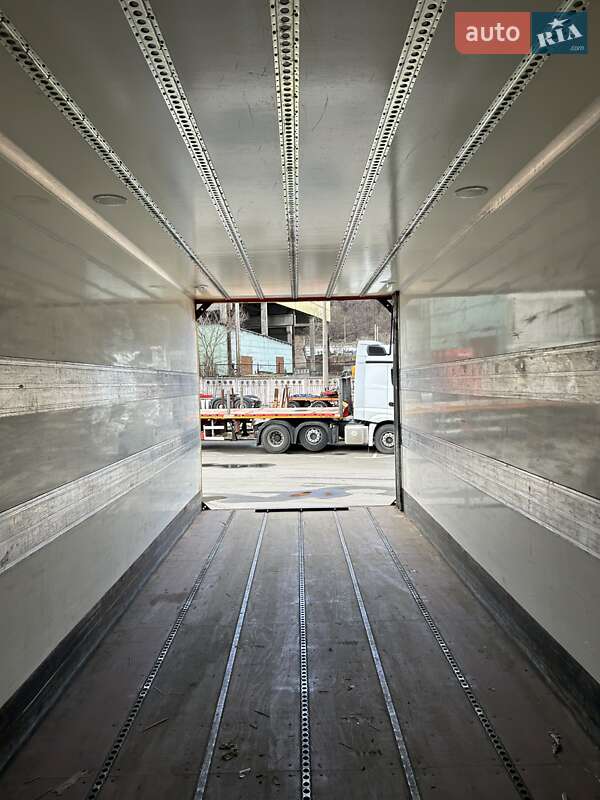 Изотермическая будка Burg Burg 2005 в Киеве