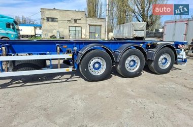 Контейнеровоз полуприцеп Burg Burg 2002 в Одессе