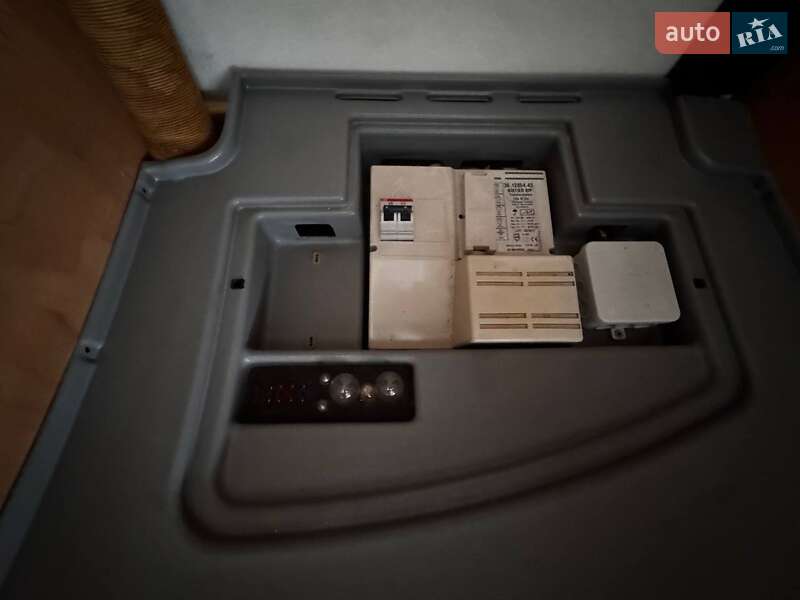 Дом на колесах Burstner LUX 2001 в Тернополе фото 32 Дом на колесах Burstner LUX 2001 в Тернополе